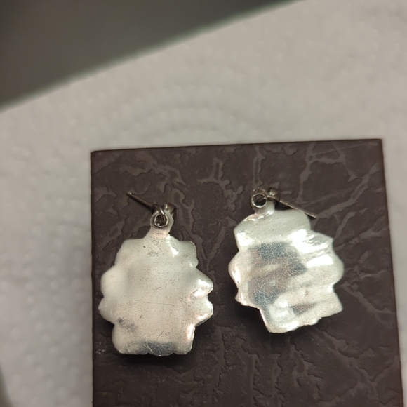 Elegant Vintage Black Onyx and Silver Earrings - Picture 5 of 8